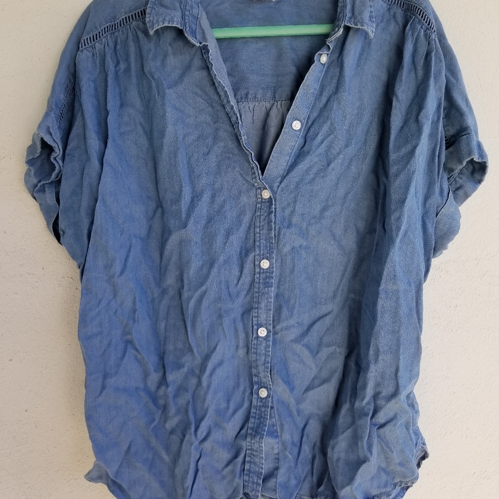 Casual Blue Button-Up Shirt